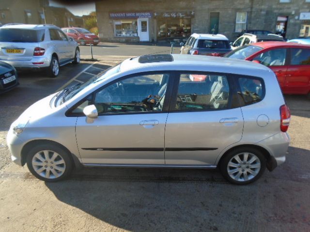 2005 Honda Jazz 1.3 DSI SE 5dr image 4