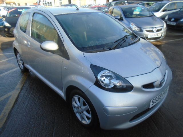 2008 Toyota Aygo 1.0 VVT-I 3dr image 1