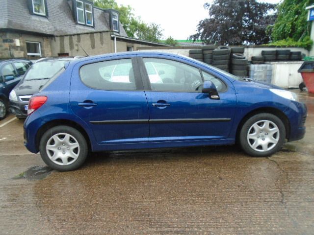 2010 Peugeot 207 1.4 S 16V 5dr image 2