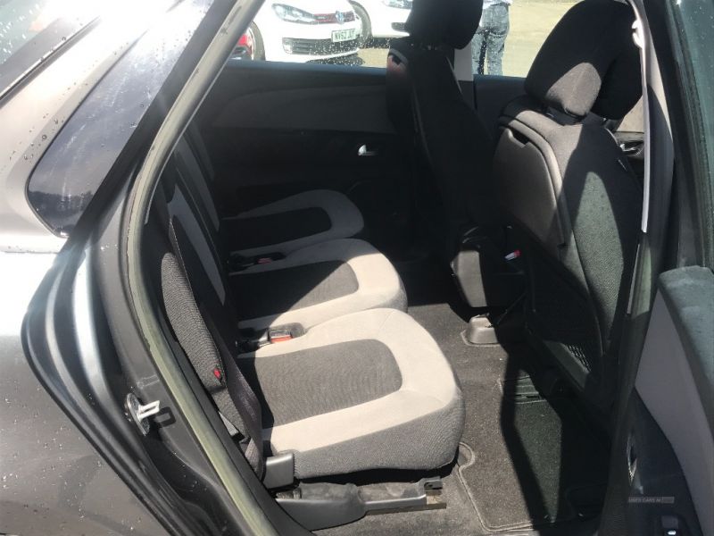2014 Citroen C4 Picasso VTR+ E-HDI image 7