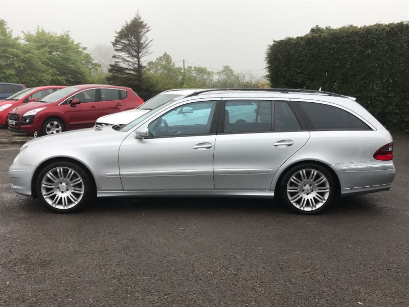 2007 Mercedes E-Class E280CDI image 4