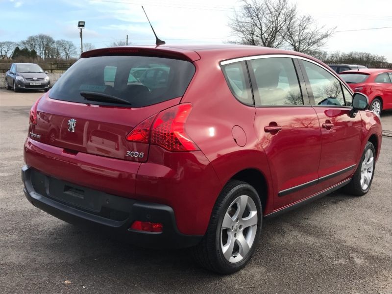 2011 Peugeot 3008 Sport HDI image 5
