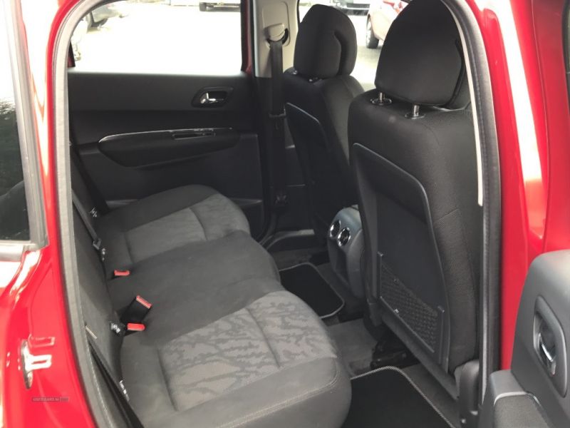 2011 Peugeot 3008 Sport HDI image 6