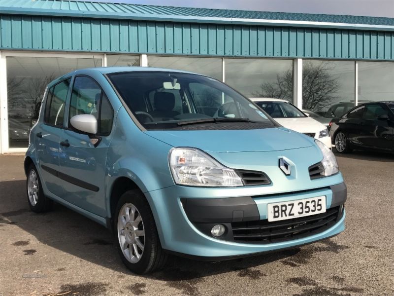 2010 Renault Modus 1.2 I-MUSIC 16V image 1