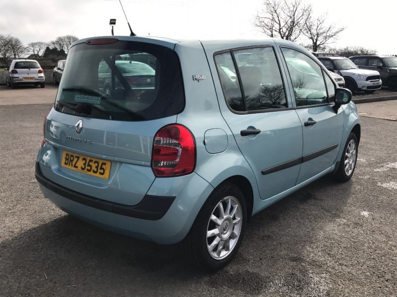 2010 Renault Modus 1.2 I-MUSIC 16V image 5