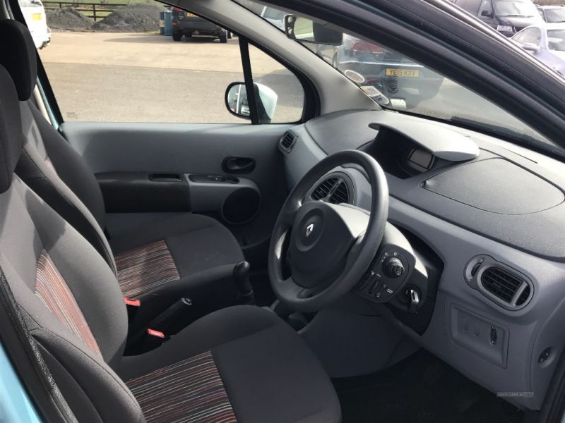 2010 Renault Modus 1.2 I-MUSIC 16V image 6