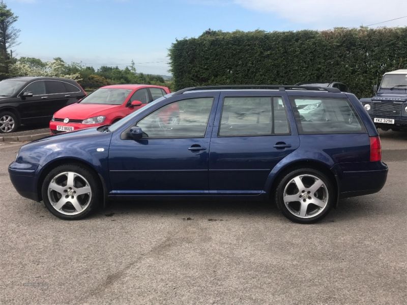 2005 Volkswagen Golf Sport 1.9 TDI image 3