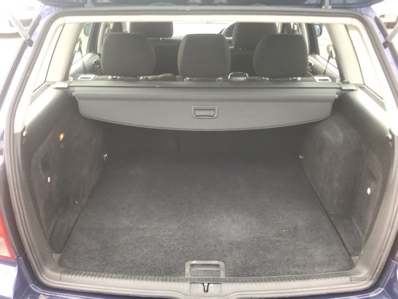 2005 Volkswagen Golf Sport 1.9 TDI image 5