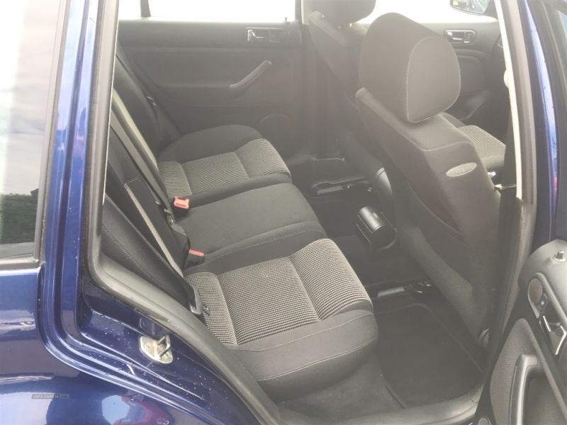 2005 Volkswagen Golf Sport 1.9 TDI image 7