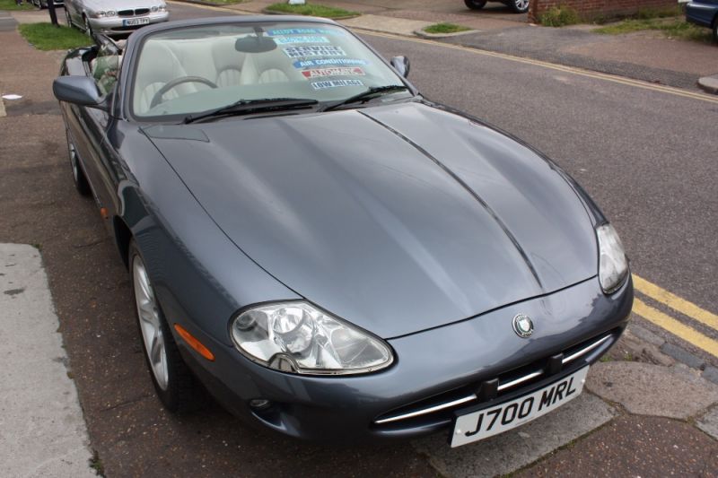1997 Jaguar XK8 4.0 image 1
