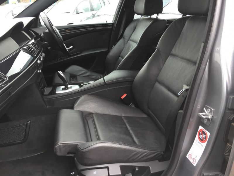 2009 BMW 520 2.0TD image 7