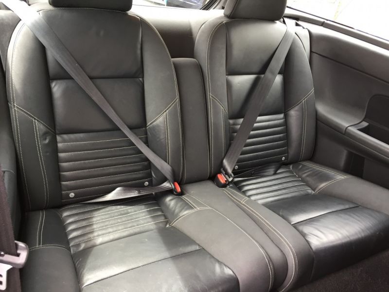 2010 Volvo C30 1.6D D2 R-Design image 7