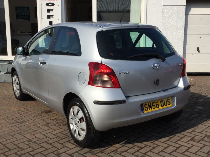 2006 Toyota Yaris 1.0 VVT-i 3dr image 3