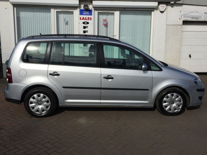 2009 Volkswagen Touran 1.9TDI image 5