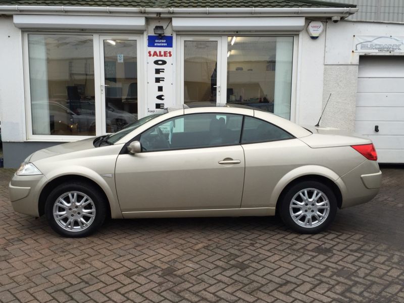 2008 Renault Megane 1.6 2dr image 2