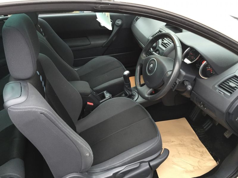 2008 Renault Megane 1.6 2dr image 7