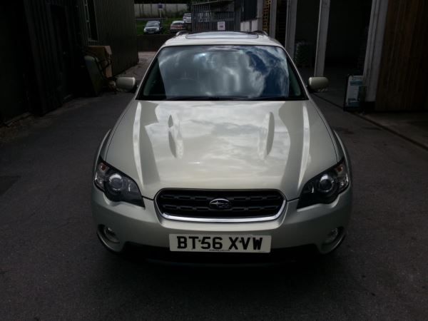 2006 Subaru Outback 2.5 SE image 1