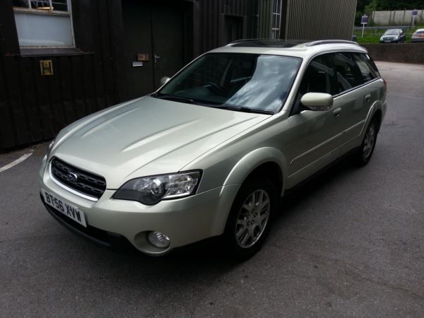 2006 Subaru Outback 2.5 SE image 2