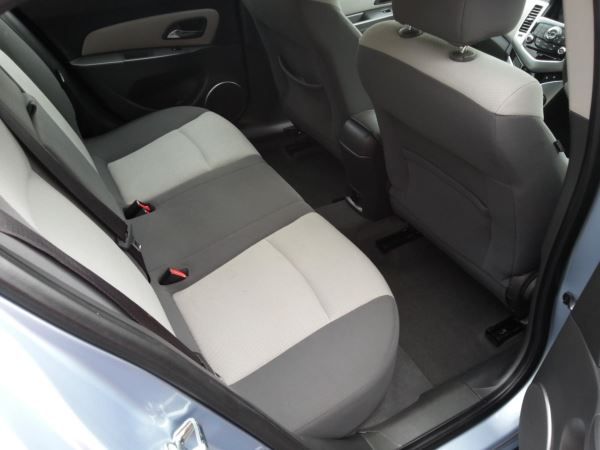 2009 Chevrolet Cruze 2.0 VCDi LT image 8