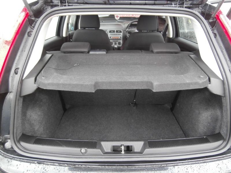 2008 Fiat Grande Punto 1.4 16V 5dr image 9