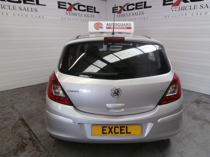 2007 Vauxhall Corsa 1.4 16V 5dr image 4