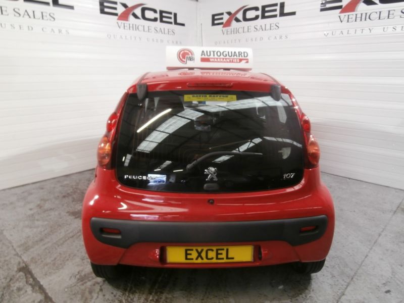 2012 Peugeot 107 1.0 5dr image 4