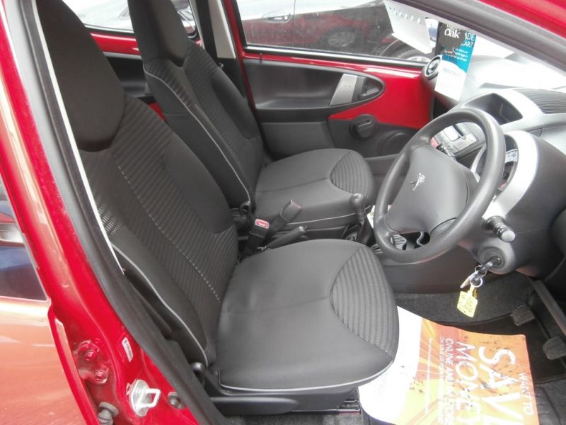 2012 Peugeot 107 1.0 5dr image 5