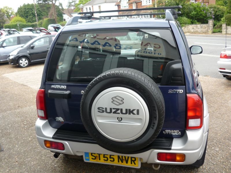 2005 Suzuki Grand Vitara 2.0 TD 5dr image 4