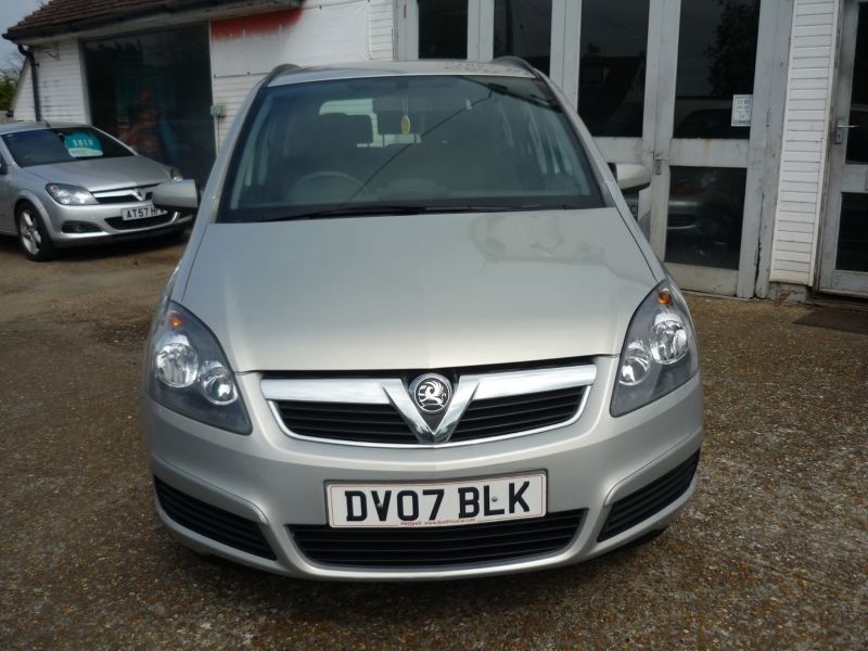2007 Vauxhall Zafira 1.8 16v 5dr image 2
