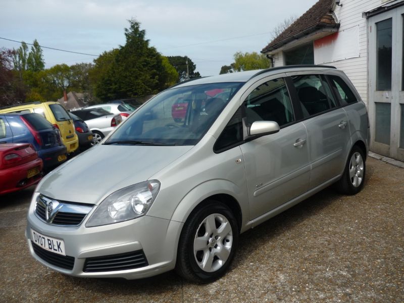 2007 Vauxhall Zafira 1.8 16v 5dr image 3