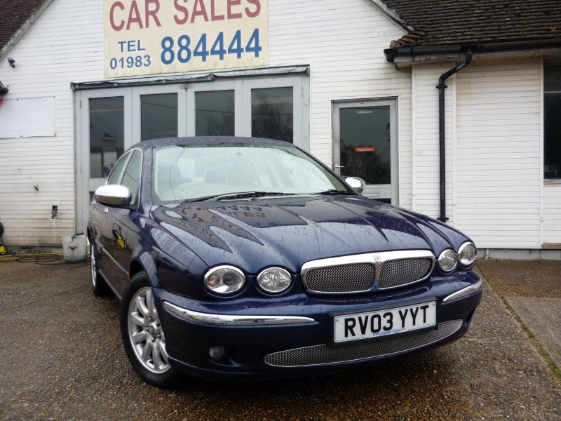 2003 Jaguar X-type 2.5 V6 SE 4dr image 1