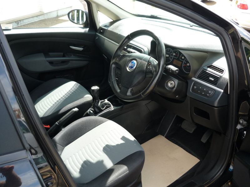 2007 Fiat Punto 1.4 Sport 5dr image 7