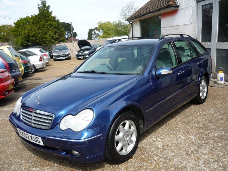 2002 Mercedes-Benz C180 1.8 Kompressor SE 5dr image 3