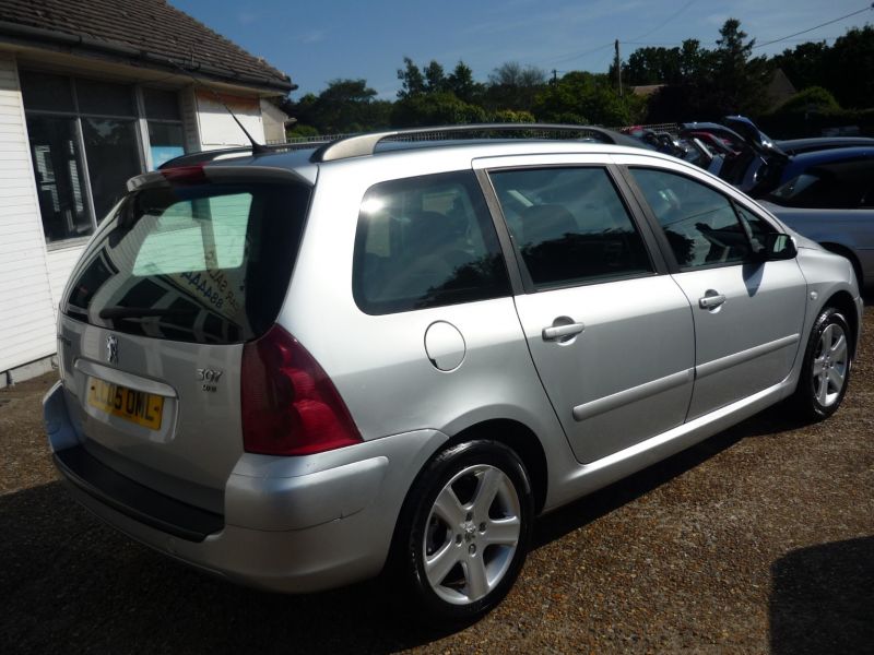 2005 Peugeot 307 1.6 S HDi image 5