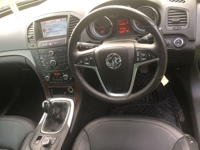 2009 Vauxhall Insignia 2.0 CDTi 16v Elite 5dr image 8