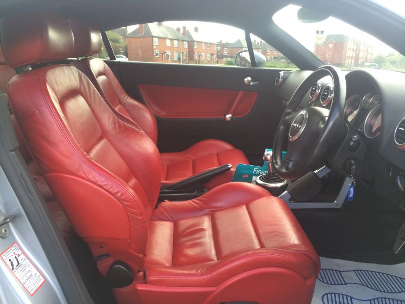 2004 Audi TT 1.8 T Quattro 3dr image 9