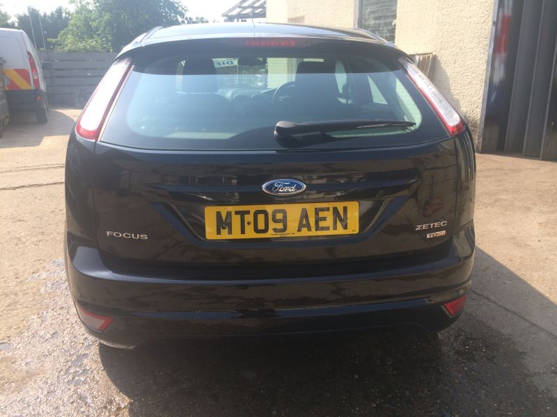 2009 Ford Focus 1.8 TDCi Zetec 5dr image 4
