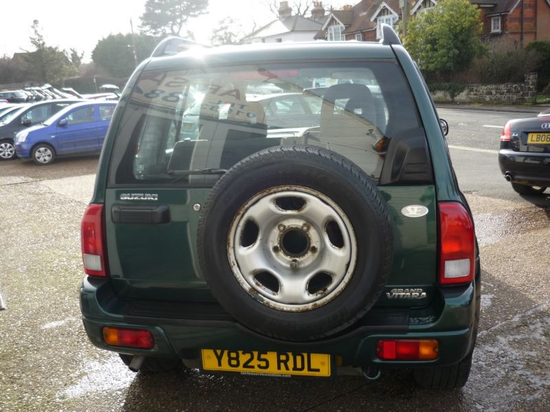 2001 Suzuki Grand Vitara 16v image 4