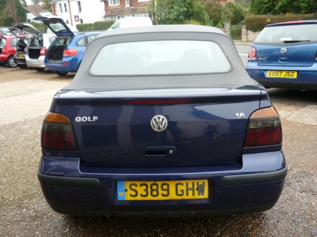 1998 Volkswagen Golf SE 1.6 image 4