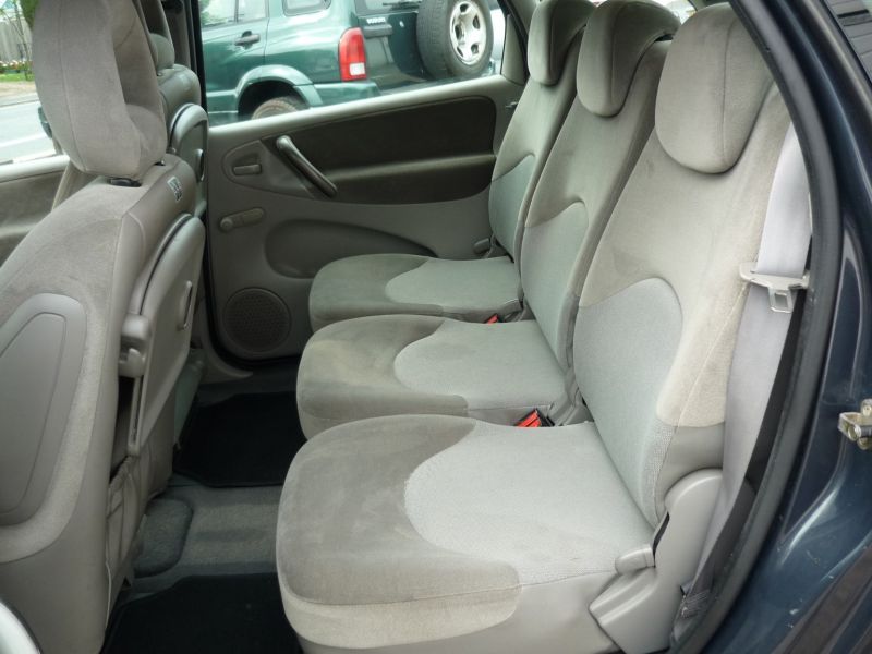 2003 Citroen Xsara Picasso 2 image 8