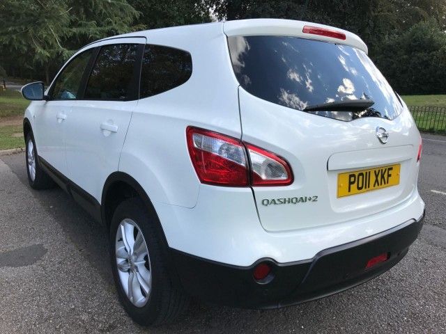 2011 Nissan Qashqai+2 1.6 5dr image 3