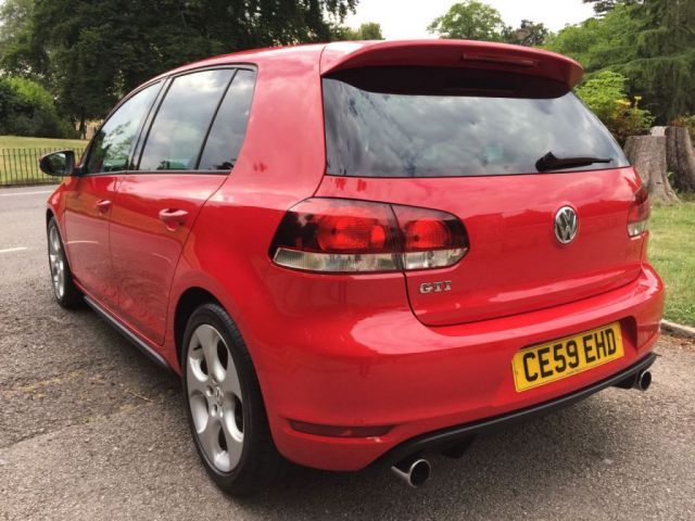 2009 Volkswagen Golf 2.0 GTI 5dr image 3