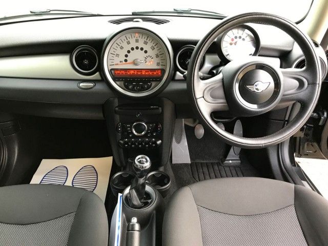 2012 MINI Hatch One 1.6 3dr image 9