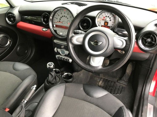 2009 MINI Hatch Cooper 1.6 3dr image 8