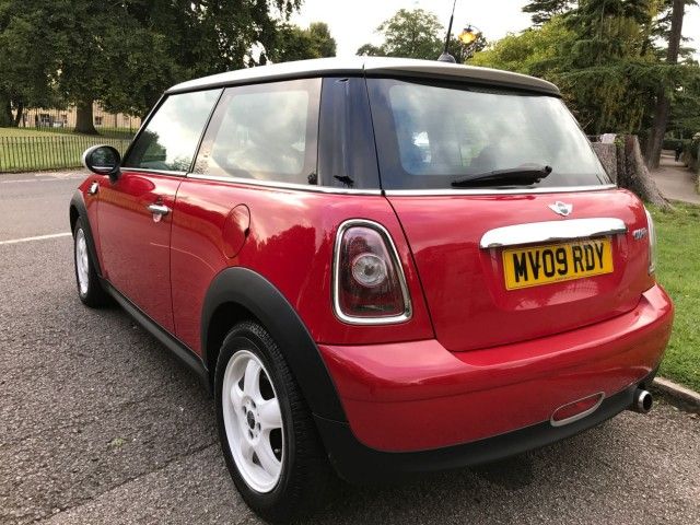 2009 MINI Hatch Cooper 1.6 3dr image 4
