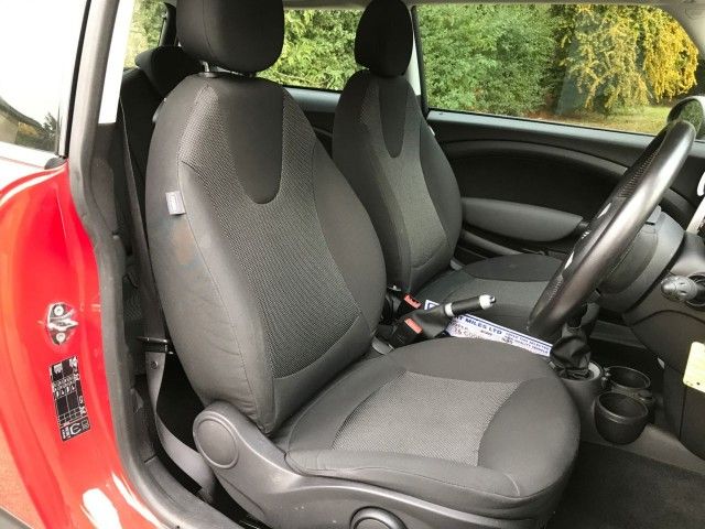 2009 MINI Hatch Cooper 1.6 3dr image 6