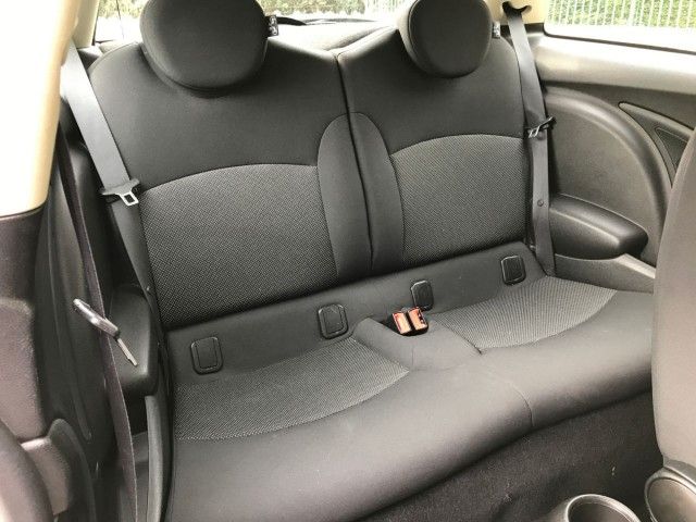2010 MINI Hatch One 1.6 3dr image 7