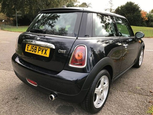 2009 MINI Hatch One 1.4 3dr image 5