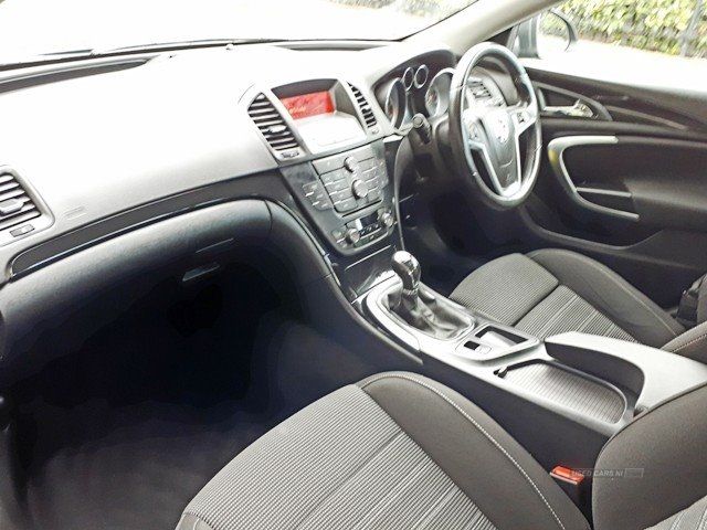 2012 Vauxhall Insignia 2.0 SRI CDTI image 6