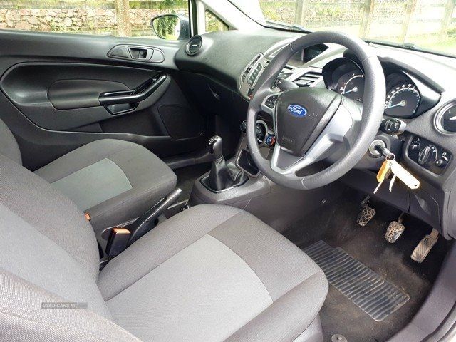 2013 Ford Fiesta 1.5 TDCI image 6